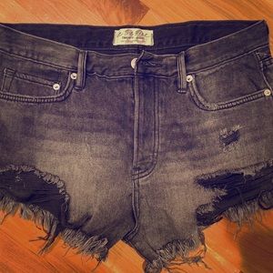 FREE People Gray frayed SHORTS size 28 button up